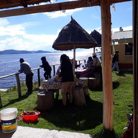 Hostal Luna Del Titikaka En Isla De La Luna Bolivia酒店 外观 照片