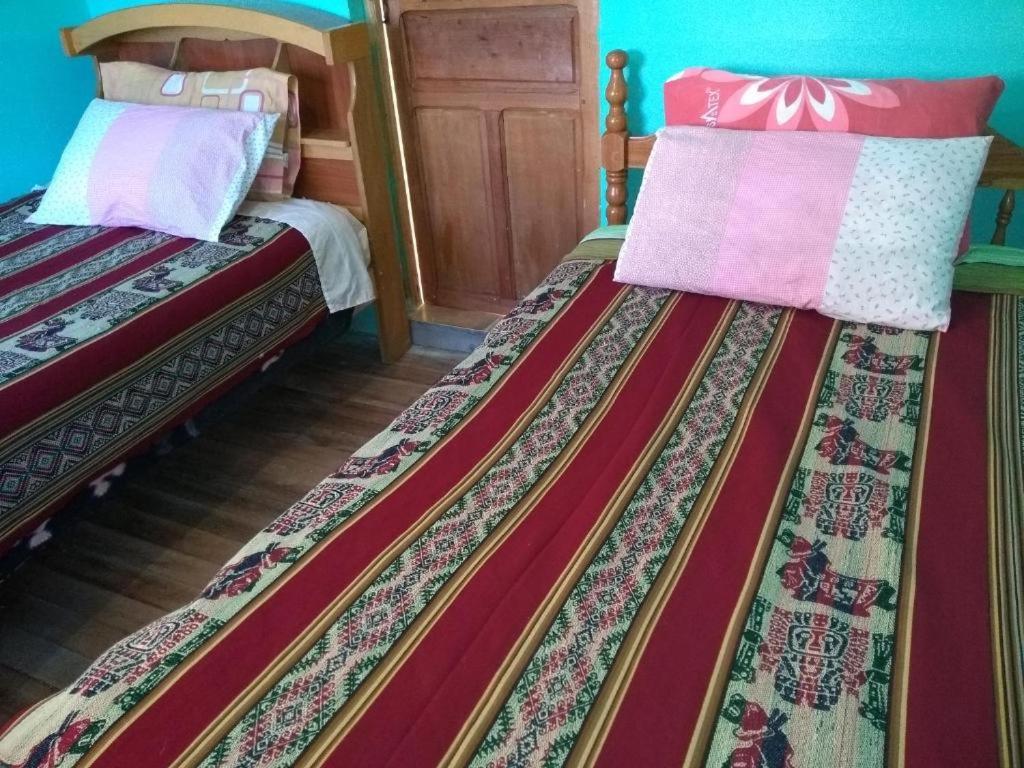 Hostal Luna Del Titikaka En Isla De La Luna Bolivia酒店 外观 照片